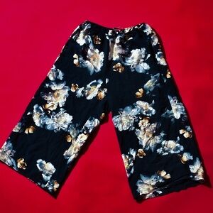 VINCE | Floral Pants | 100% Silk